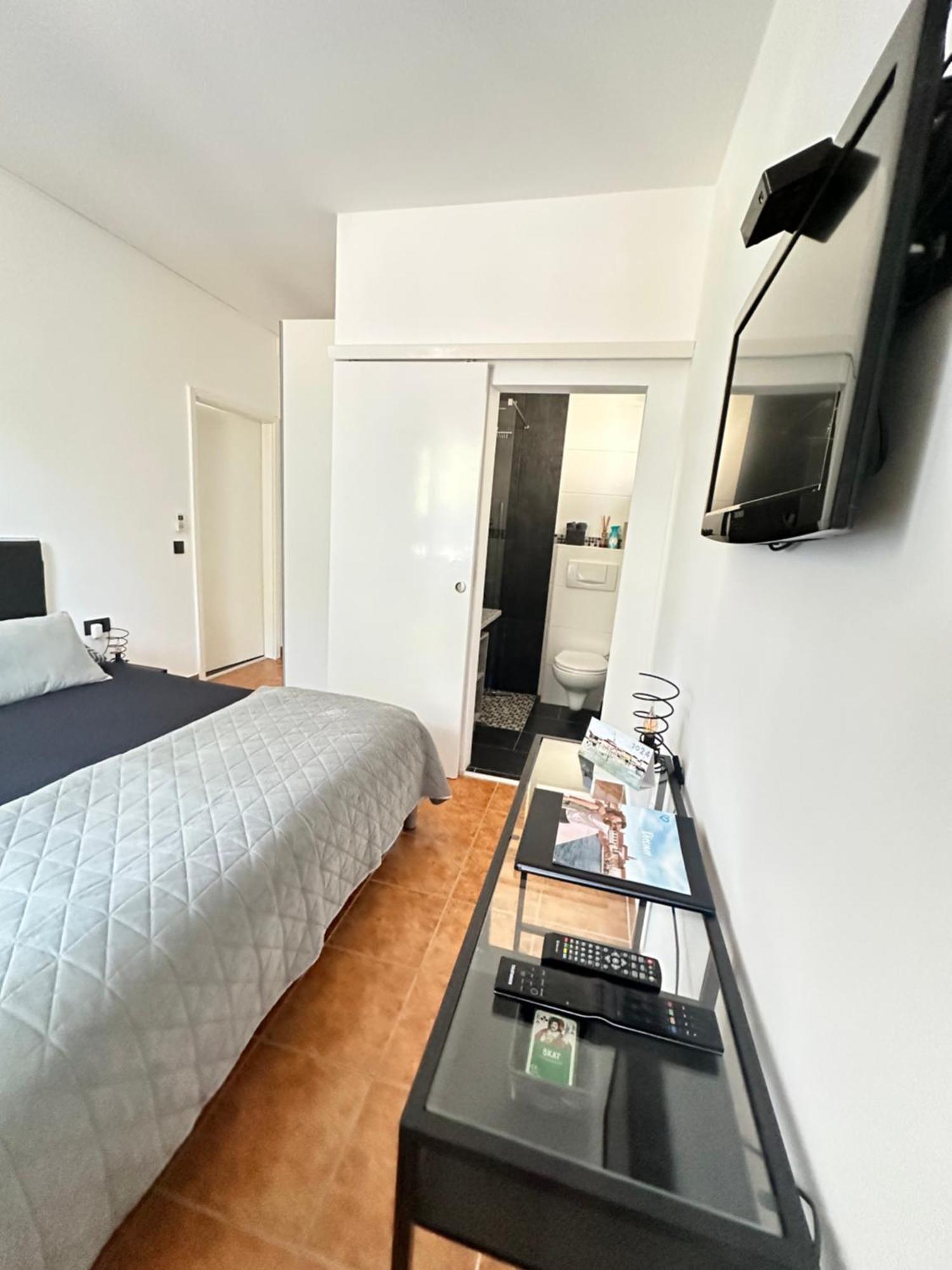 Apartmani Vernissage Biograd Na Moru Luaran gambar
