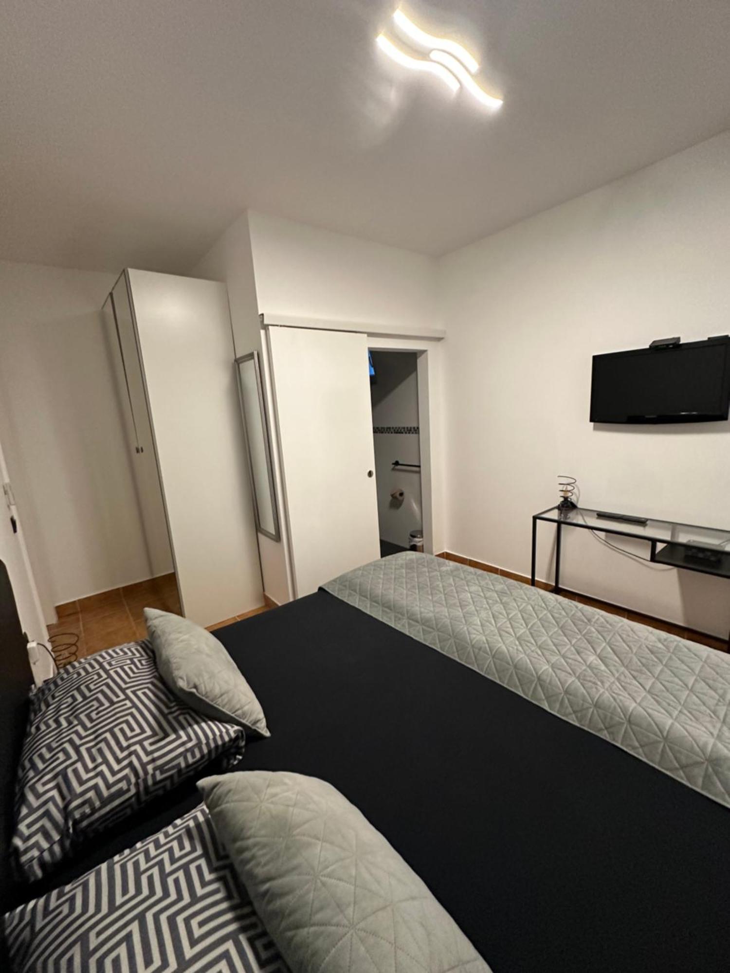 Apartmani Vernissage Biograd Na Moru Luaran gambar