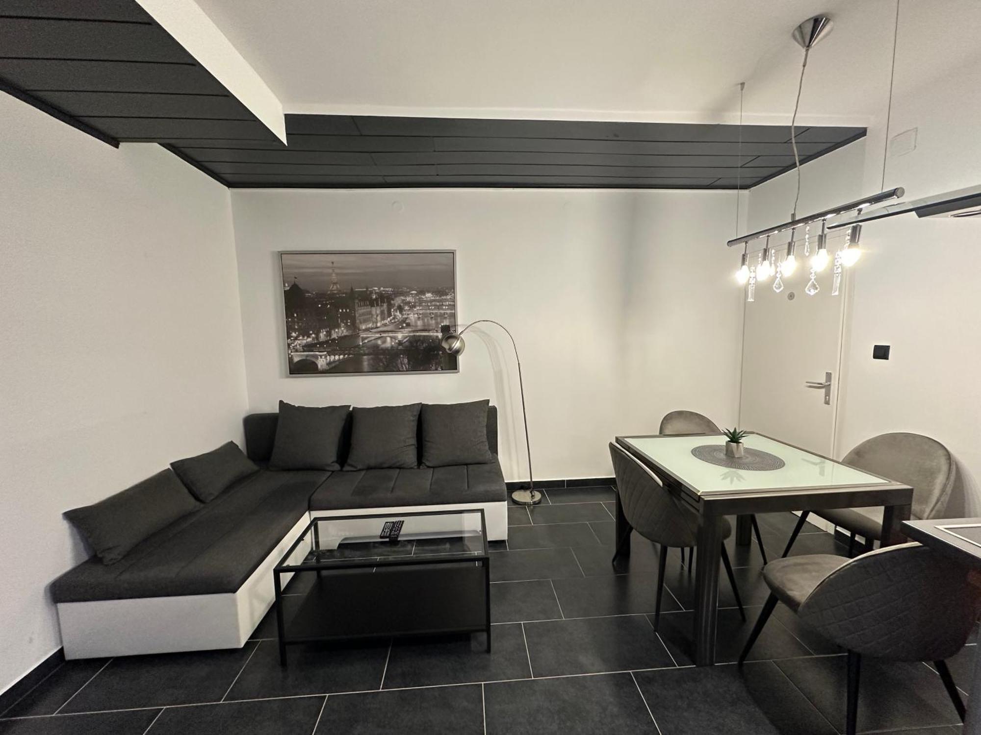 Apartmani Vernissage Biograd Na Moru Luaran gambar